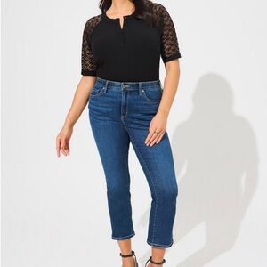 Torrid Black Raglan Henley, soft rib lace inset, lace sleeves, sz4, NWT.